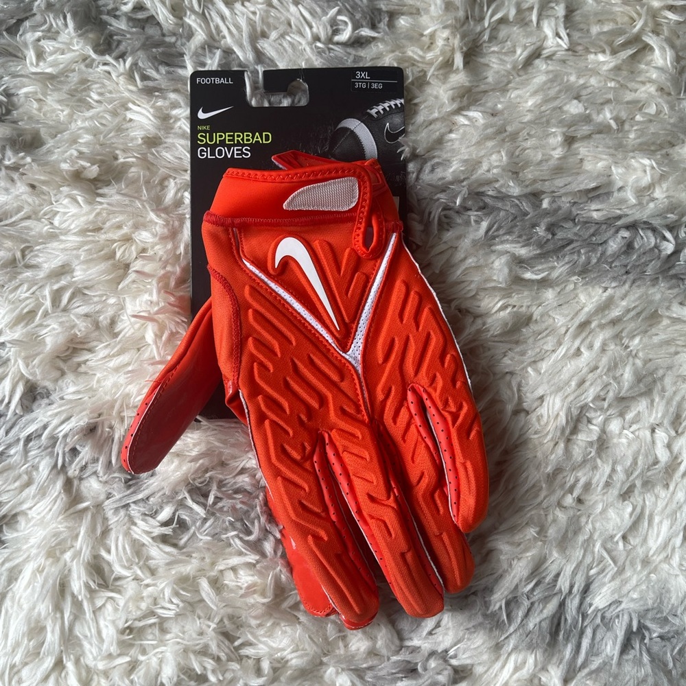 Nike superbad gloves